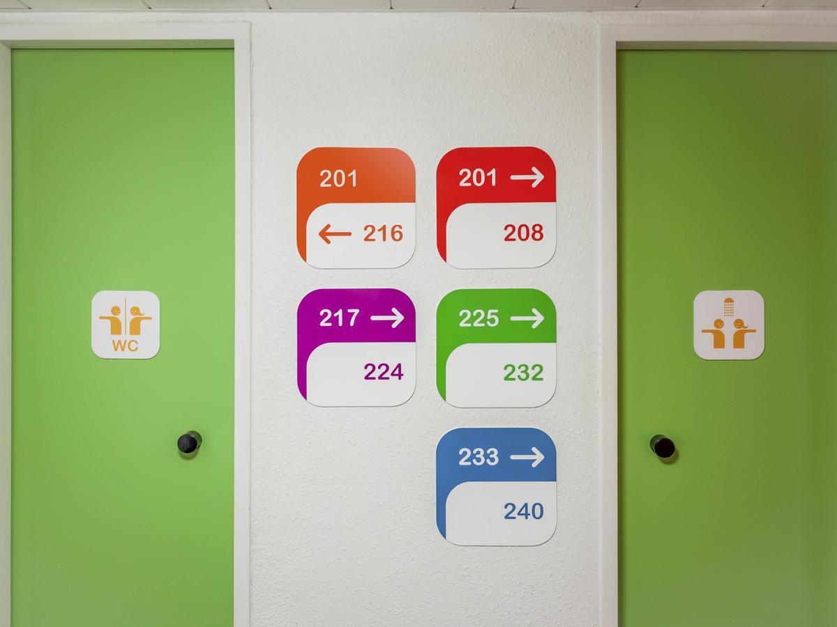 Hotelf1 Besancon Ouest Micropolis Eksteriør billede
